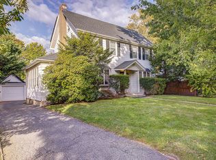 3520 159th St, Flushing, NY 11358