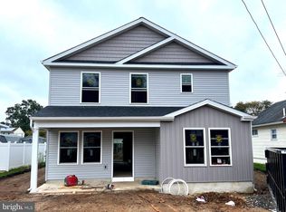 1625 Grieb Ave, Levittown, PA 19057