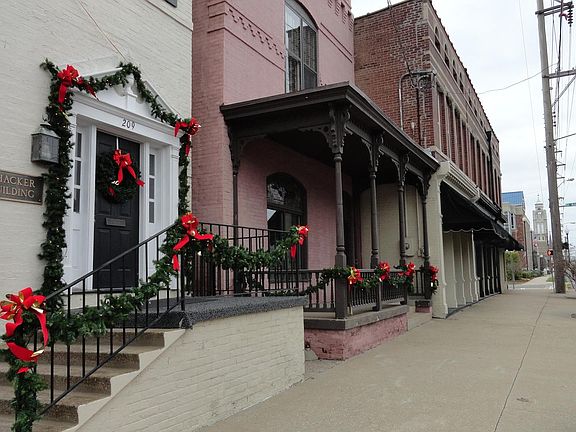Located in Doctors' Row Historic District on 4th St.