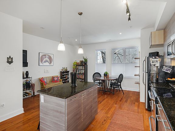 5th image of 679 N 11th St #A