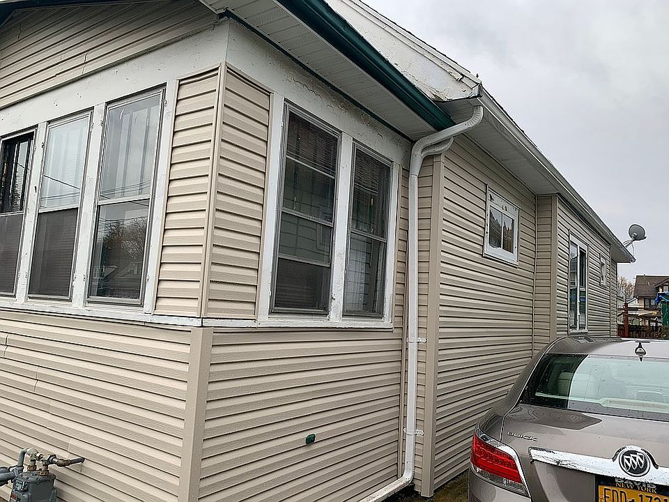 2nd image of 35 Fernhill Ave