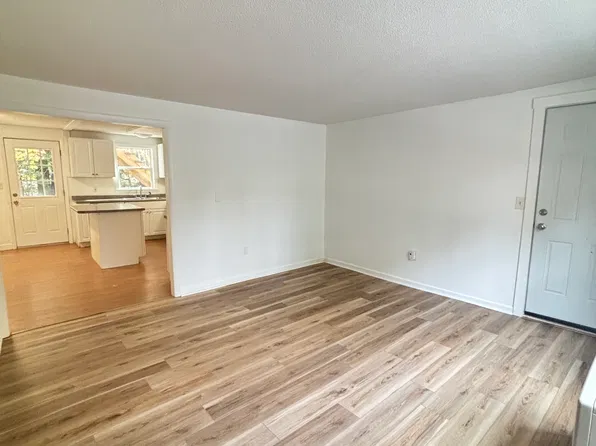 512 Roosevelt Trl #5, Windham, ME 04062