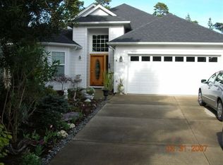 9 Mariners Ln, Florence, OR 97439