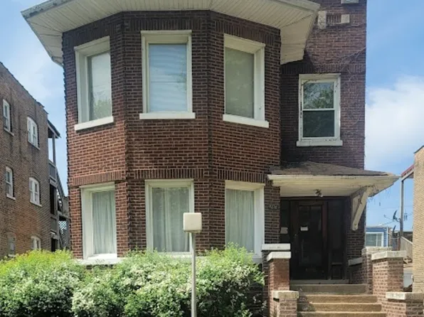 7830 S Bennett Ave, Chicago, IL 60649