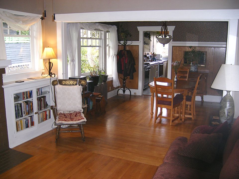 2nd image of 205 W 5th St