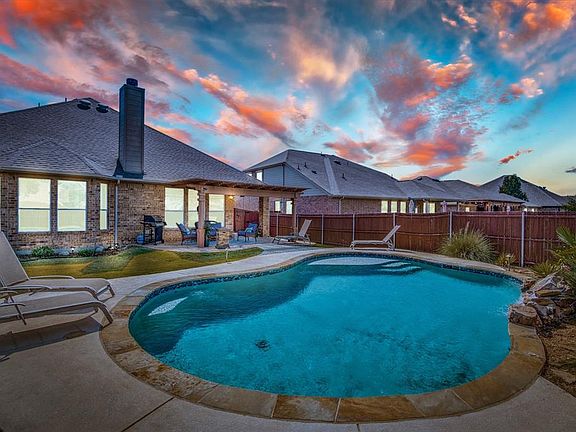 3rd image of 1317 Nacona Dr