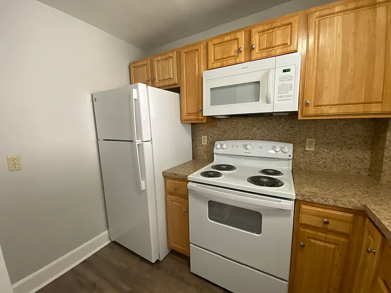 123 Porter Ave #2 — Photo 6