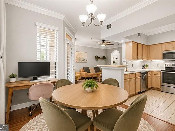 5th image of 3777 Peachtree Rd NE APT 1105