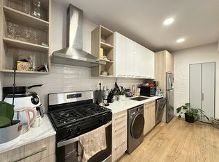 2437 W Walton St #L01M, Chicago, IL 60622