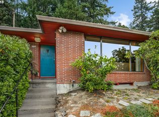 5126 SW 19th Dr, Portland, OR 97239