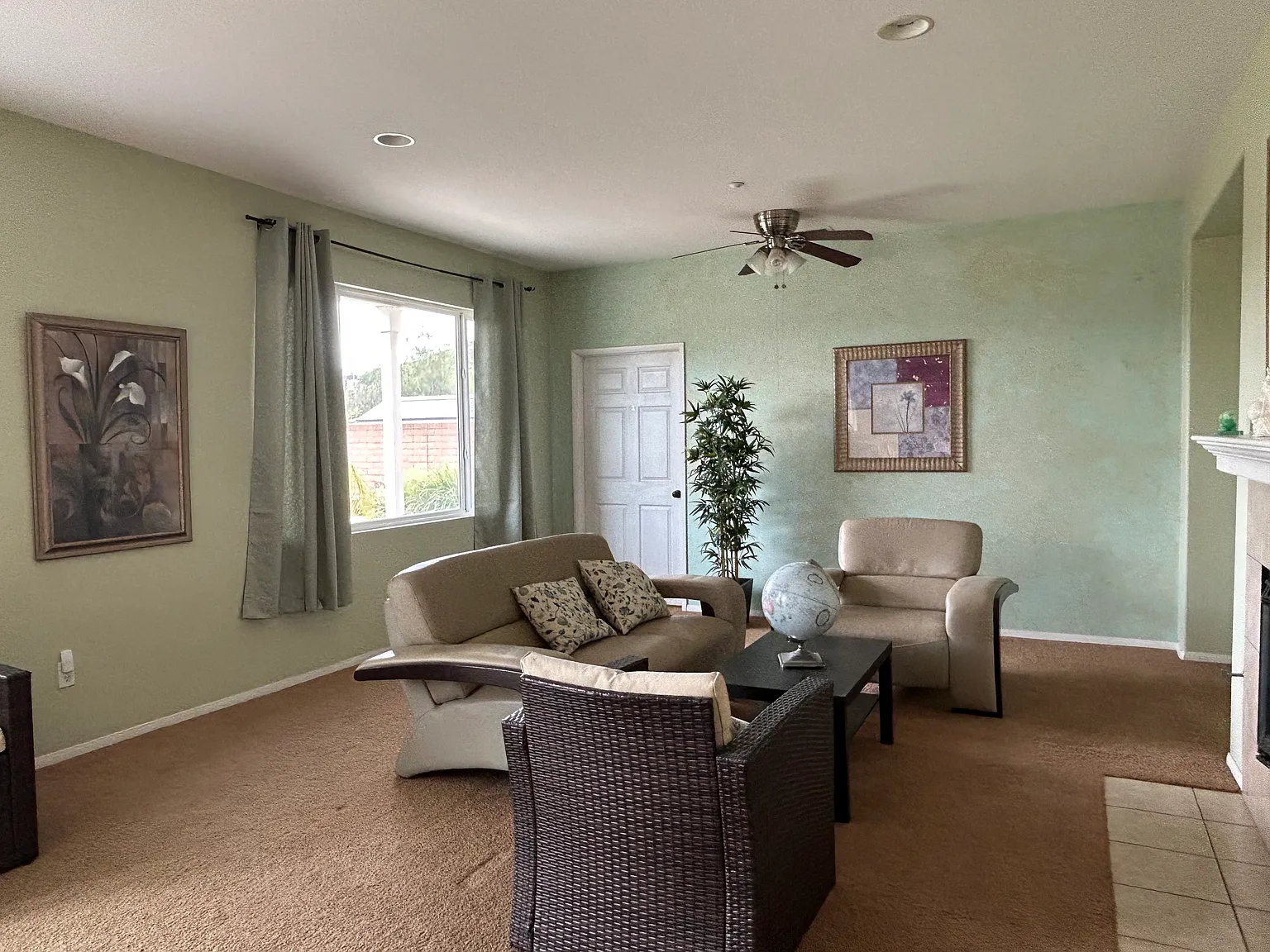 1813 W Ash St — Photo 3