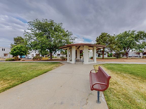 5th image of 81 Calle Arroyo Seco NW