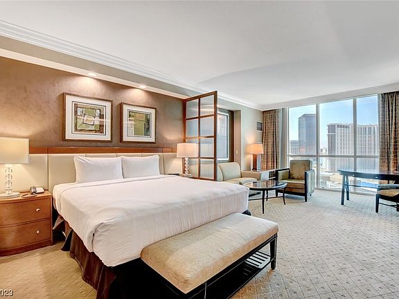4th image of 145 E Harmon Ave #2509