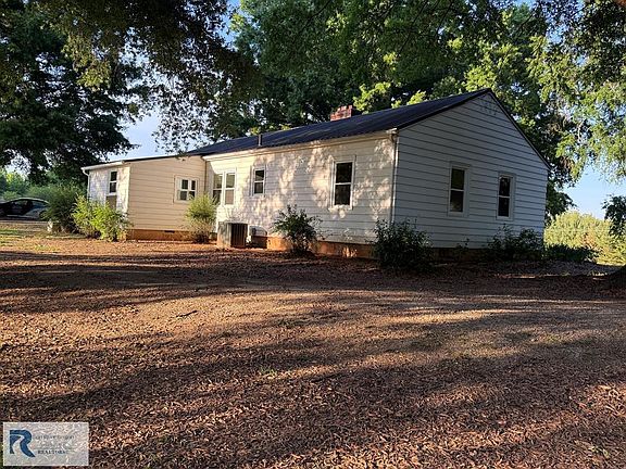 4th image of 720 Park Springs Rd