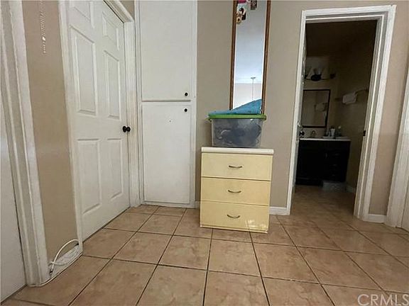 4th image of 3040 Bradford Pl APT B