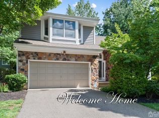 1 Mahogany Ct, Plainsboro, NJ 08536