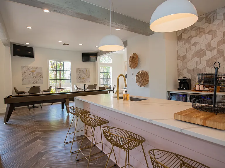 Arbors of Pleasant Valley Apts — Photo 6