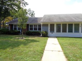 237A Huntington Dr, Lakewood, NJ 08701