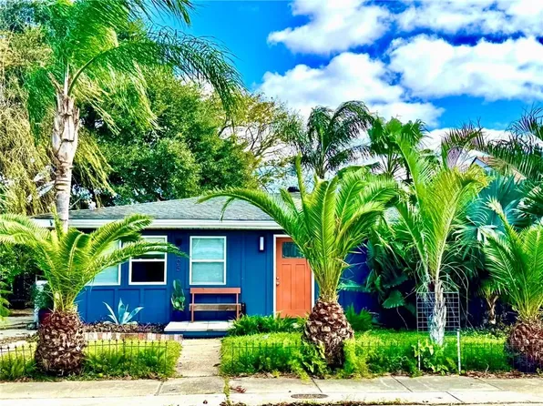 2405 Marietta Ct, Chalmette, LA 70043