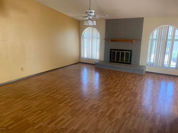 2nd image of 6043 E Acoma Dr