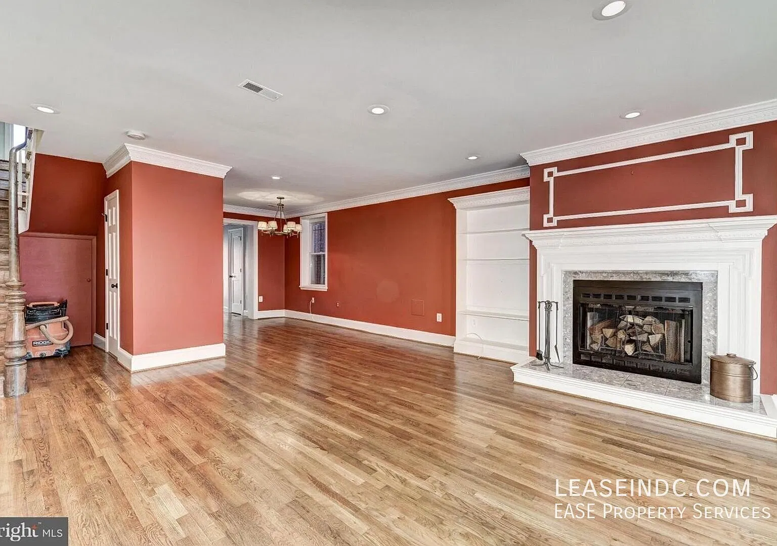 3 bed, 2.5 bath, 1662 sqft, $5,500 — Photo 3