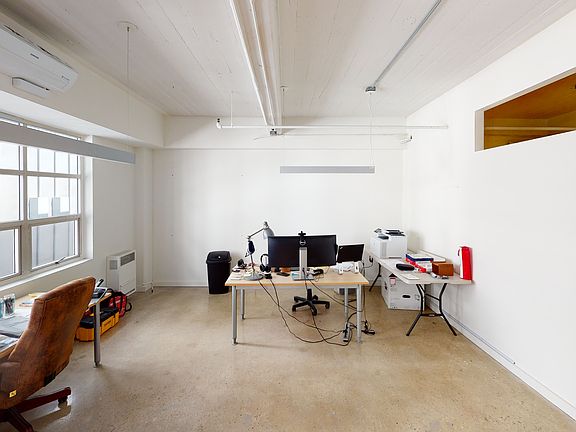 2nd image of 216 The Promenade N Unit 306