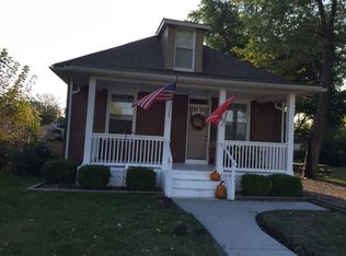 608 N 3rd St, Dupo, IL 62239