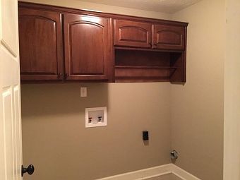 5th image of 34 Cedarwood Ct