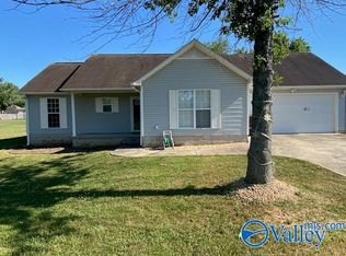 27126 Elkins Rd, Athens, AL 35613