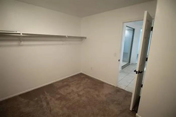 10947 W Renwick Dr — Photo 79