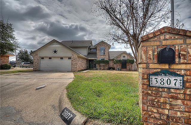 1st image of 3807 Ivywood Ct