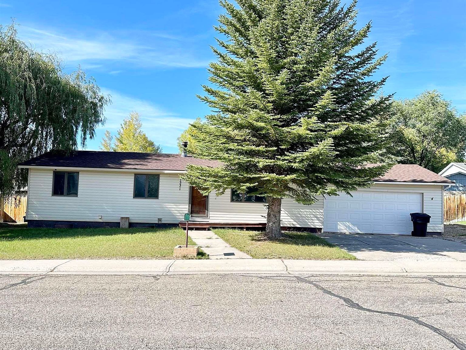 1331 Coulson Ave, Kemmerer, WY 83101 MLS 20235016 Zillow