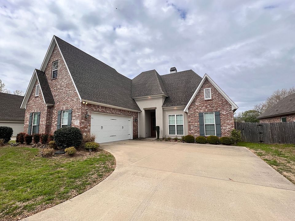 1st image of 8828 Beau Chene Dr