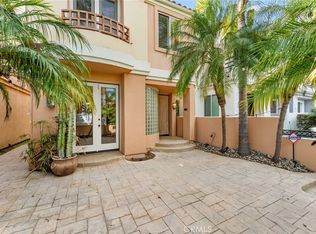609 21st St, Huntington Beach, CA 92648