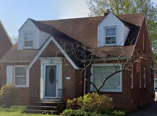 15812 Throckley Ave, Cleveland, OH