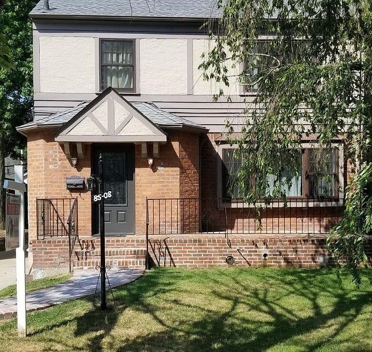 1st image of 8508 212th St