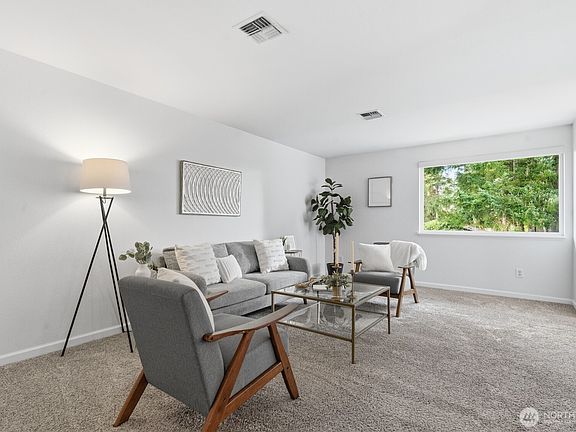4th image of 5408 81st Avenue Ct W