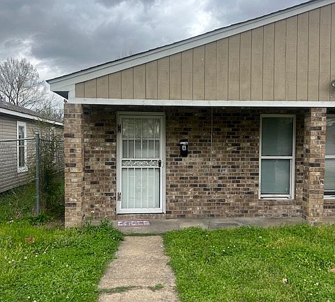 2nd image of 308 Gannt St Unit A