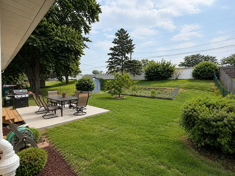 3489 Sunny Hill Dr — Photo 21