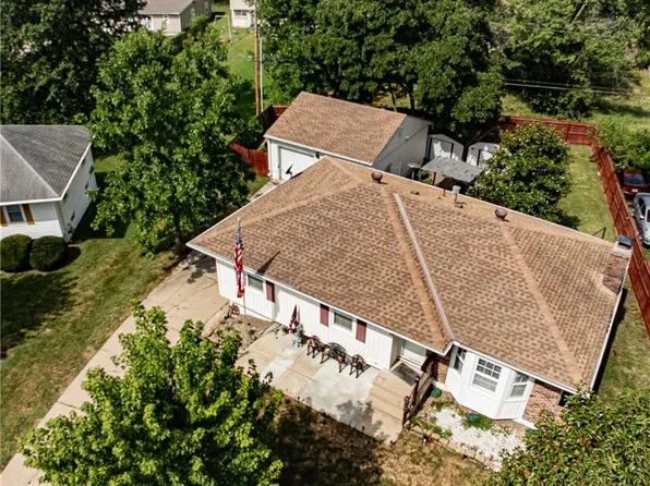 718 SW Williams St, Lees Summit, MO 64081