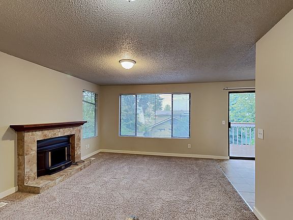 5th image of 6026 S Redwing St