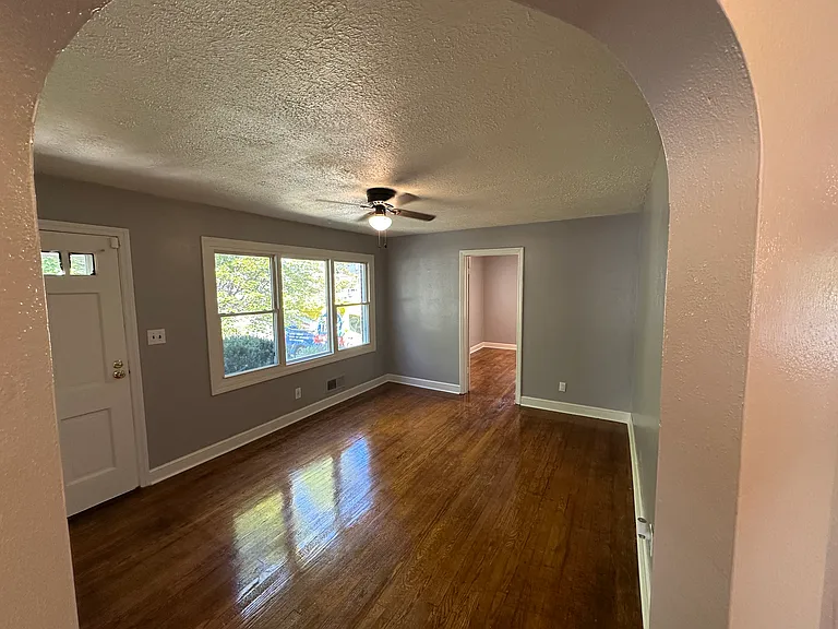 2521 Chatham St NW — Photo 38