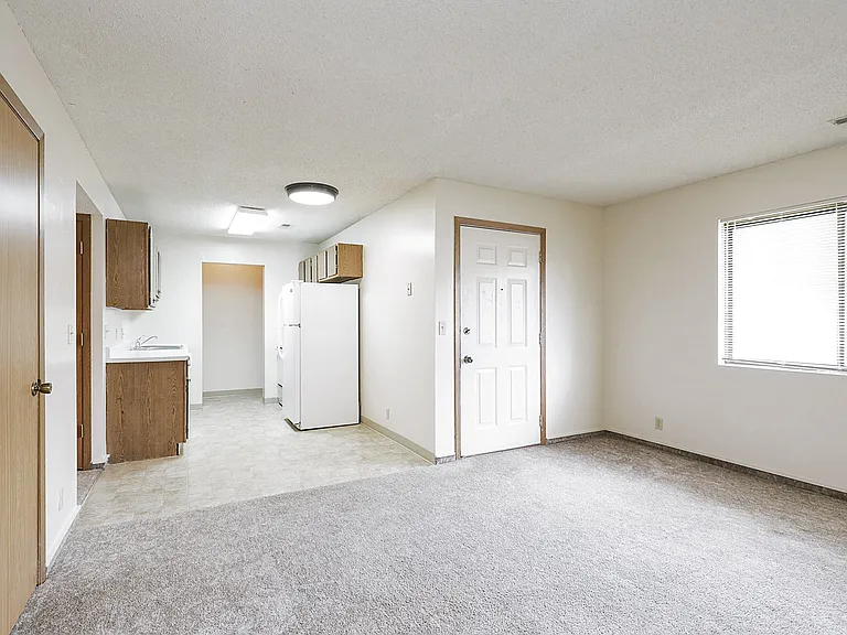 1235 B St #2 — Photo 1