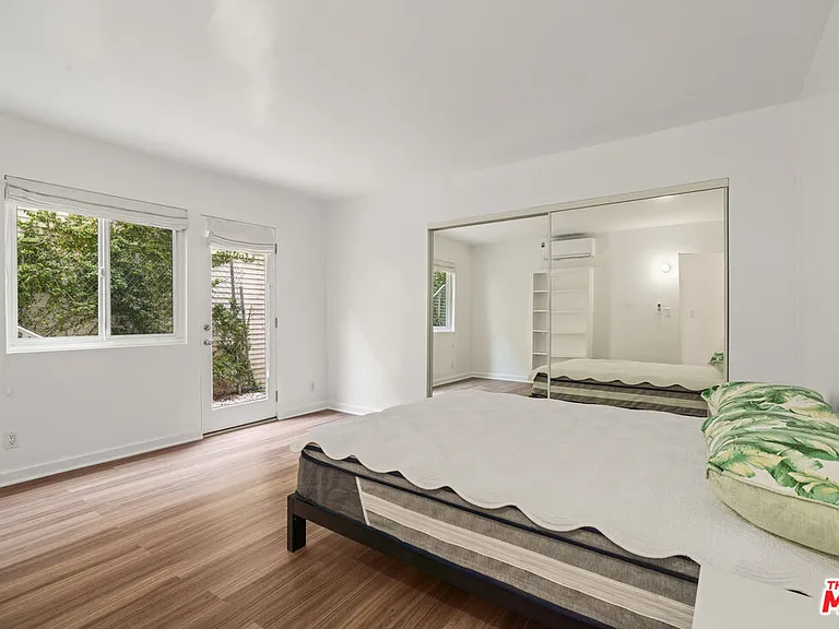 511 Rialto Ave #1 — Photo 12