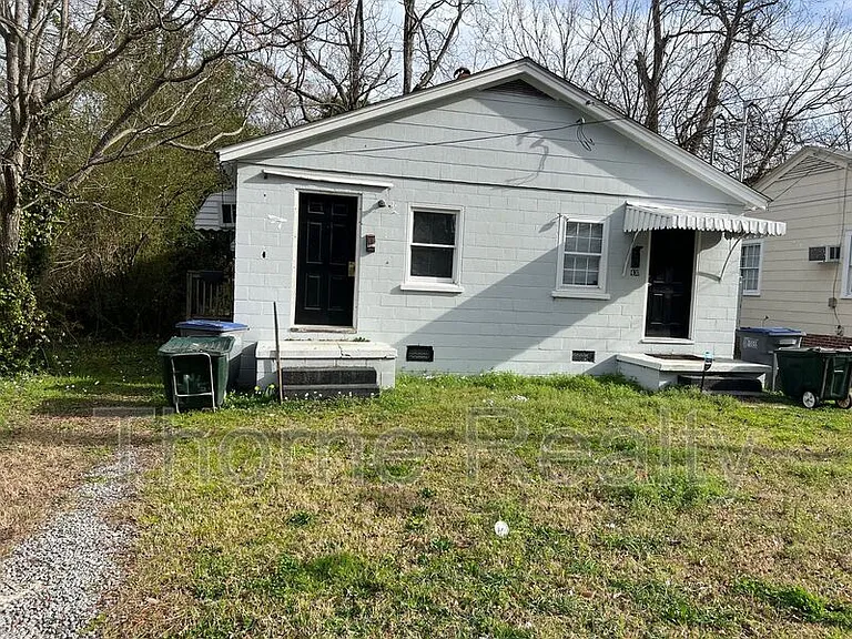 432 Dexter St — Photo 1