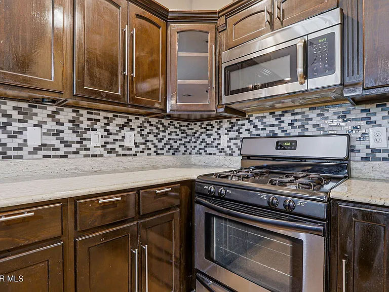 14208 Poets Rock Ln — Photo 15
