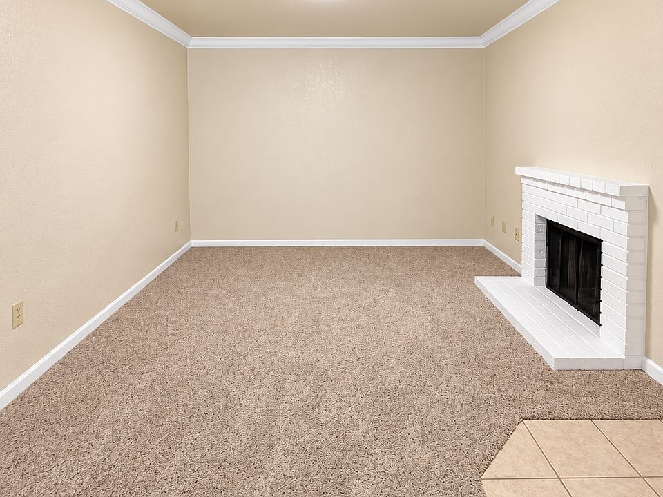 1st image of 2015 P St APT 2