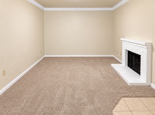2015 P St APT 2, Sacramento, CA 95811