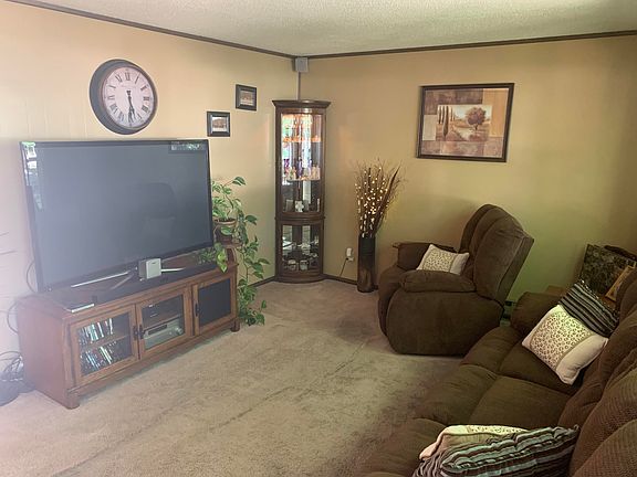 2nd image of 69 Westview Dr