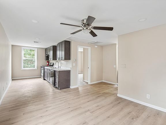 Modern - Open Concept Living Room / Eat in Kitchen